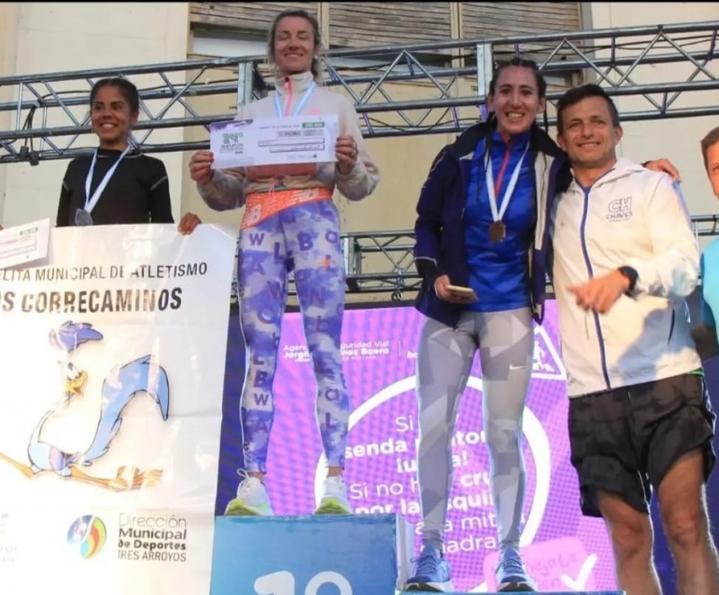 Cecilia Fernndez se subi al podio en la carrera Dino Tinelli
